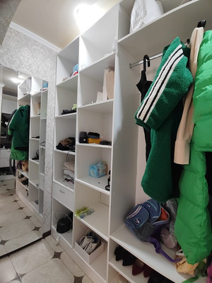 Продам трехкомнатную (3-комн.) квартиру, Родниковый пер, 1, Белореченск г