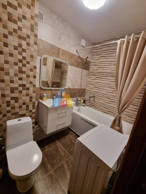 Продам двухкомнатную (2-комн.) квартиру, Октябрьская ул, д.217 корпус 2, Тула г