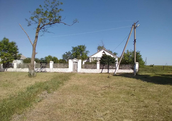 Продам дом, Новоивановка с, 0 км от города