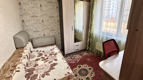 Продам многокомнатную квартиру, Маршала Кошевого ул, 36, Волгодонск г