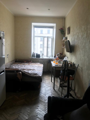 Продам комнату в 5-комн. квартире, Большой П.С. пр-кт, 14А, Санкт-Петербург г