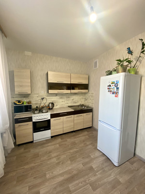 Продам двухкомнатную (2-комн.) квартиру, Георгия Величко ул, 5, Ханты-Мансийск г