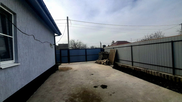 Продам дом, Мира ул, 68, Крымск г, 0 км от города