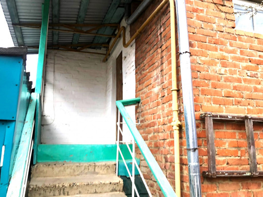Продам трехкомнатную (3-комн.) квартиру, Новый пер, 6, Апшеронск г