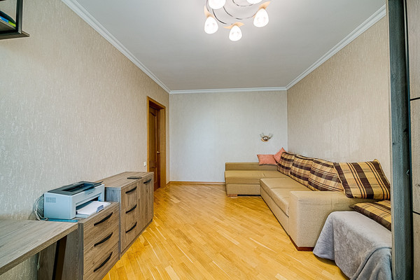 Продам многокомнатную квартиру, Маршала Жукова пр-кт, 51, Москва г