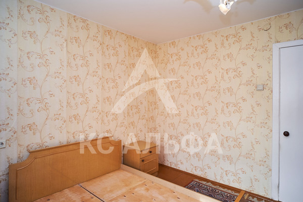 Продам двухкомнатную (2-комн.) квартиру, Морозова ул, 146, Сыктывкар г
