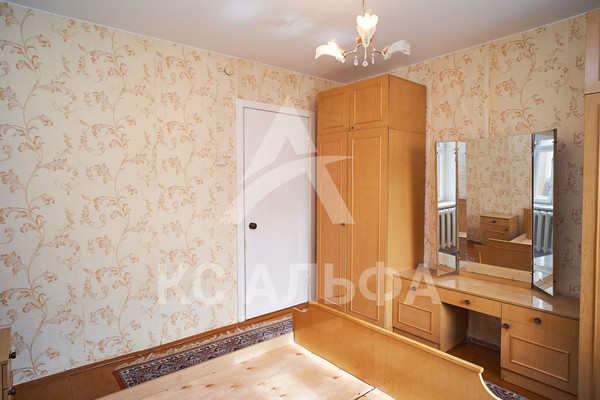 Продам двухкомнатную (2-комн.) квартиру, Морозова ул, 146, Сыктывкар г