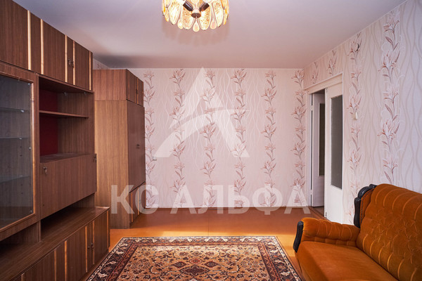 Продам двухкомнатную (2-комн.) квартиру, Морозова ул, 146, Сыктывкар г
