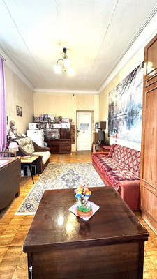 Продам многокомнатную квартиру, 9-я В.О. линия, 68, Санкт-Петербург г