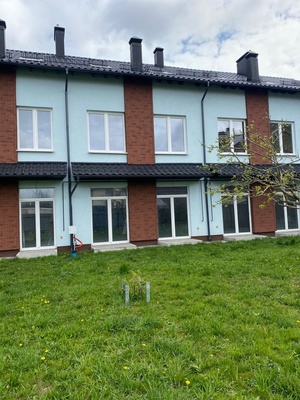 Продам таунхаус, Ломоносова ул, 95, Калининград г, 0 км от города