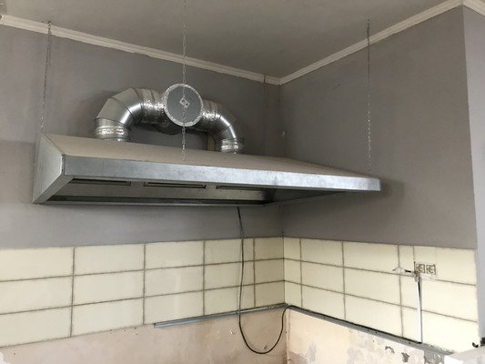 Продам коммерческое помещение 244,3 м2, Калининградское шоссе ул, 9ка, Шоссейное п