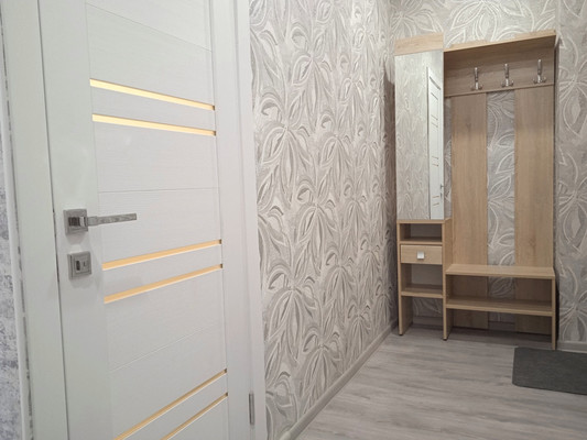 Продам однокомнатную (1-комн.) квартиру, Нурсултана Назарбаева ул, 74, Казань г