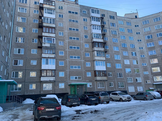 Продам двухкомнатную (2-комн.) квартиру, Крупской ул, 23, Мурманск г