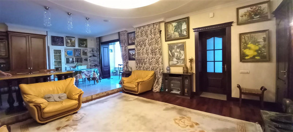 Продам таунхаус, Верхнеозерная ул, 32а, Калининград г, 0 км от города