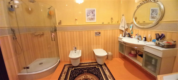 Продам таунхаус, Верхнеозерная ул, 32а, Калининград г, 0 км от города