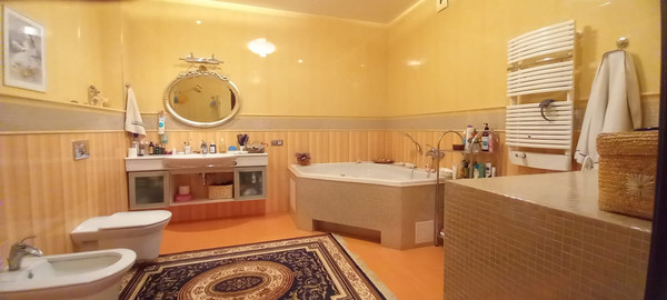 Продам таунхаус, Верхнеозерная ул, 32а, Калининград г, 0 км от города