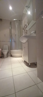 Продам таунхаус, Лейтенанта Катина ул, 8а, Калининград г, 0 км от города