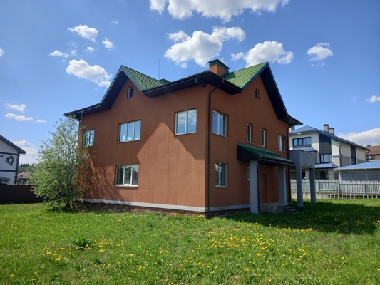 Продам дом в поселке Family Club, Дружбы (Золотые купола мкр) ул, 260, Голиково д, 12 км от города