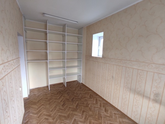 Продам коммерческое помещение 1 320 м2, Дюнная ул, 18, Калининград г