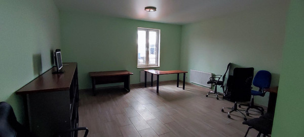 Сдам офисное помещение 550 м2, Ялтинская ул, 129, Калининград г