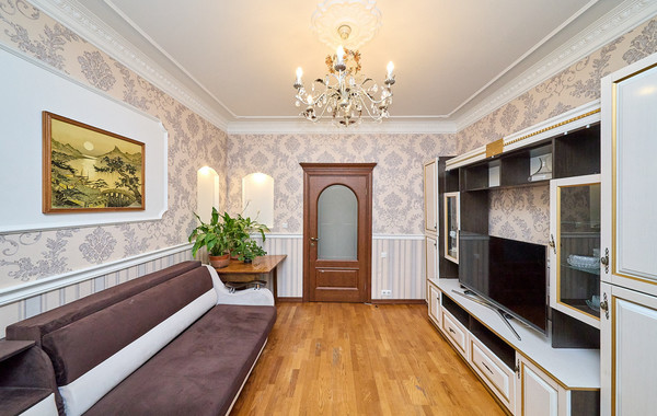 Продам многокомнатную квартиру, Псковская ул, 25А, Санкт-Петербург г