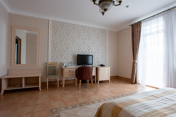 Продам гостиницу 3 581 м2, Советская ул, 72, Янтарный пгт