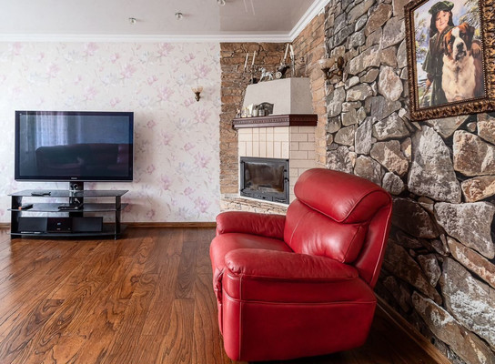 Продам многокомнатную квартиру, Коммунальная ул, 32, Калининград г