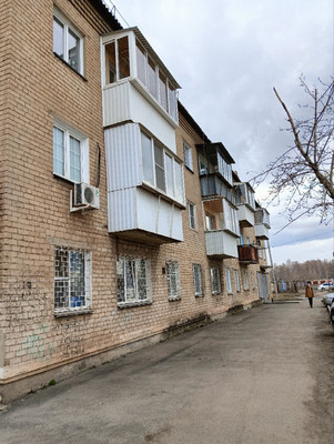 Продам трехкомнатную (3-комн.) квартиру, Крымская ул, 19, Копейск г