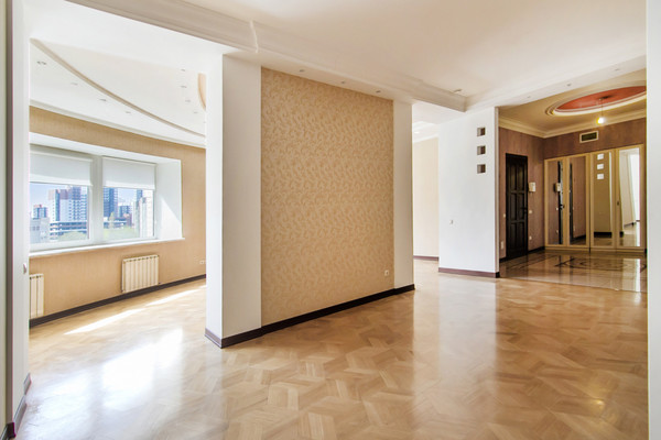 Продам многокомнатную квартиру, Кропоткина ул, 2, Воронеж г
