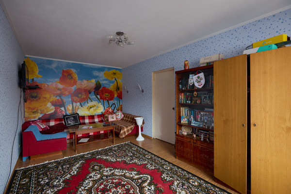 Продам двухкомнатную (2-комн.) квартиру, Кольский пр-кт, 91к2, Мурманск г
