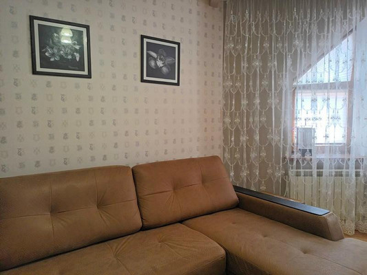 Продам двухкомнатную (2-комн.) квартиру, Крупской ул, 44, Батайск г