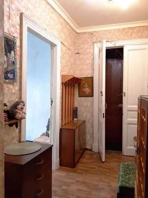 Продам комнату в 3-комн. квартире, Лахтинская ул, 3, Санкт-Петербург г