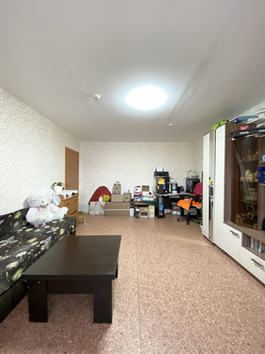 Продам трехкомнатную (3-комн.) квартиру, Зеленина ул, 1, Киров г