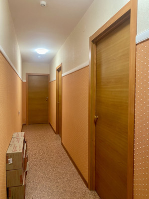 Продам трехкомнатную (3-комн.) квартиру, Зеленина ул, 1, Киров г