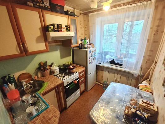 Продам двухкомнатную (2-комн.) квартиру, Профсоюзная ул, 39, Наро-Фоминск г
