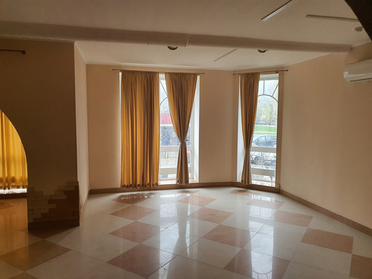 Сдам коммерческое помещение 225 м2, Еловая аллея ул, 63а, Калининград г