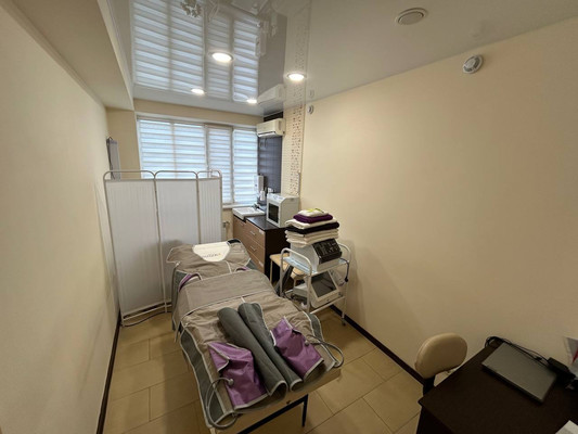 Продам салон красоты 91,4 м2, Училищная ул, 22, Симферополь г