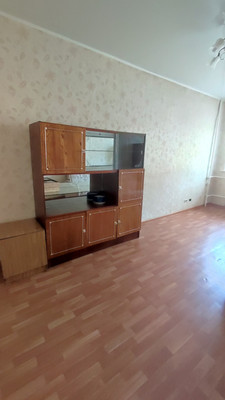 Продам двухкомнатную (2-комн.) квартиру, Кропоткина ул, 2, Челябинск г