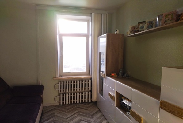 Продам коммерческое помещение 126,7 м2, Мамина-Сибиряка ул, 1а, Новоуральск г