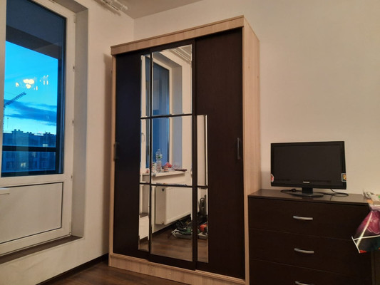 Сдам однокомнатную (1-комн.) квартиру, Графская ул, 12к1, Мурино п