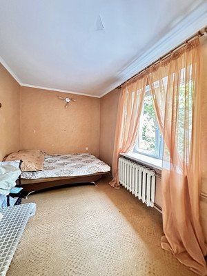 Продам двухкомнатную (2-комн.) квартиру, Космонавта Леонова ул, 68, Калининград г