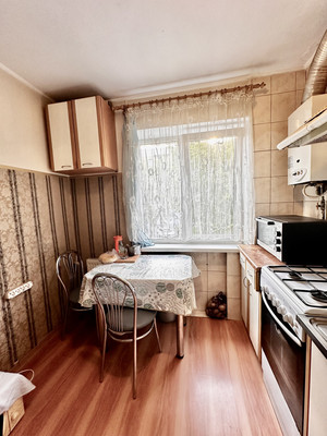 Продам двухкомнатную (2-комн.) квартиру, Космонавта Леонова ул, 68, Калининград г
