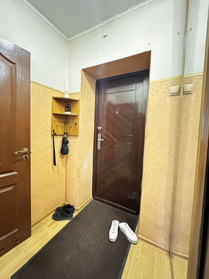 Продам двухкомнатную (2-комн.) квартиру, Космонавта Леонова ул, 68, Калининград г