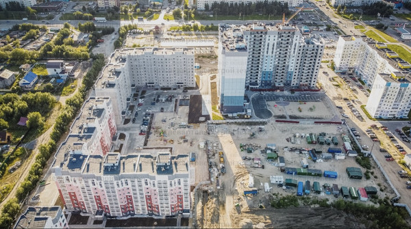 Продам двухкомнатную (2-комн.) квартиру, Строителей ул, 18, Нижневартовск г