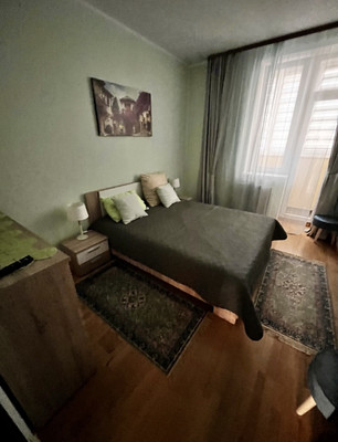 Продам двухкомнатную (2-комн.) квартиру, Окружная ул, 2б, Зеленоградск г