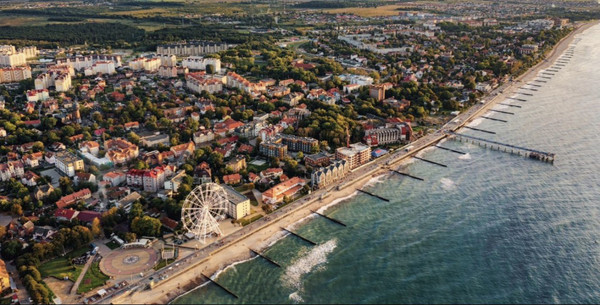 Продам двухкомнатную (2-комн.) квартиру, Окружная ул, 2б, Зеленоградск г