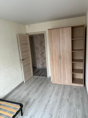 Сдам двухкомнатную (2-комн.) квартиру, Семафорная ул, 233, Красноярск г