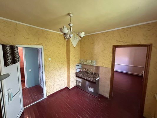 Продам трехкомнатную (3-комн.) квартиру, Горького ул, 55, Приветное с