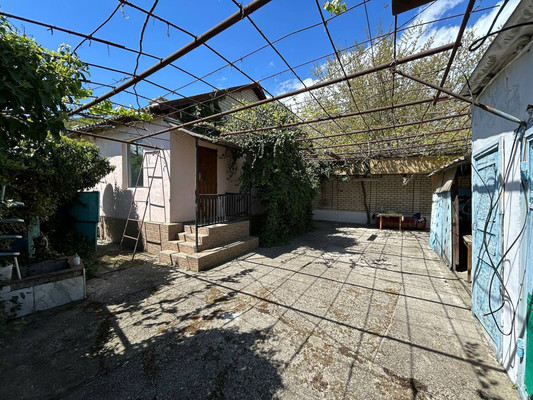 Продам трехкомнатную (3-комн.) квартиру, Горького ул, 55, Приветное с
