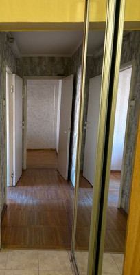 Продам двухкомнатную (2-комн.) квартиру, Замшина ул, 13, Санкт-Петербург г